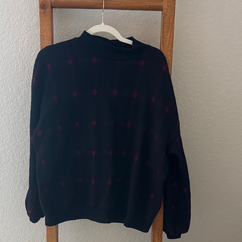 Black and Red Women's Sweater
